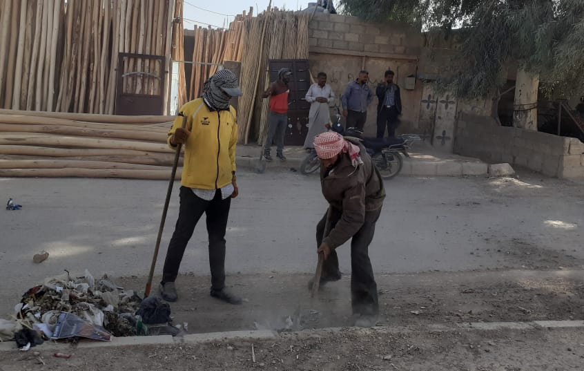 حملة نظافة في شارع سوق المواشي بالنشوة الغربية 